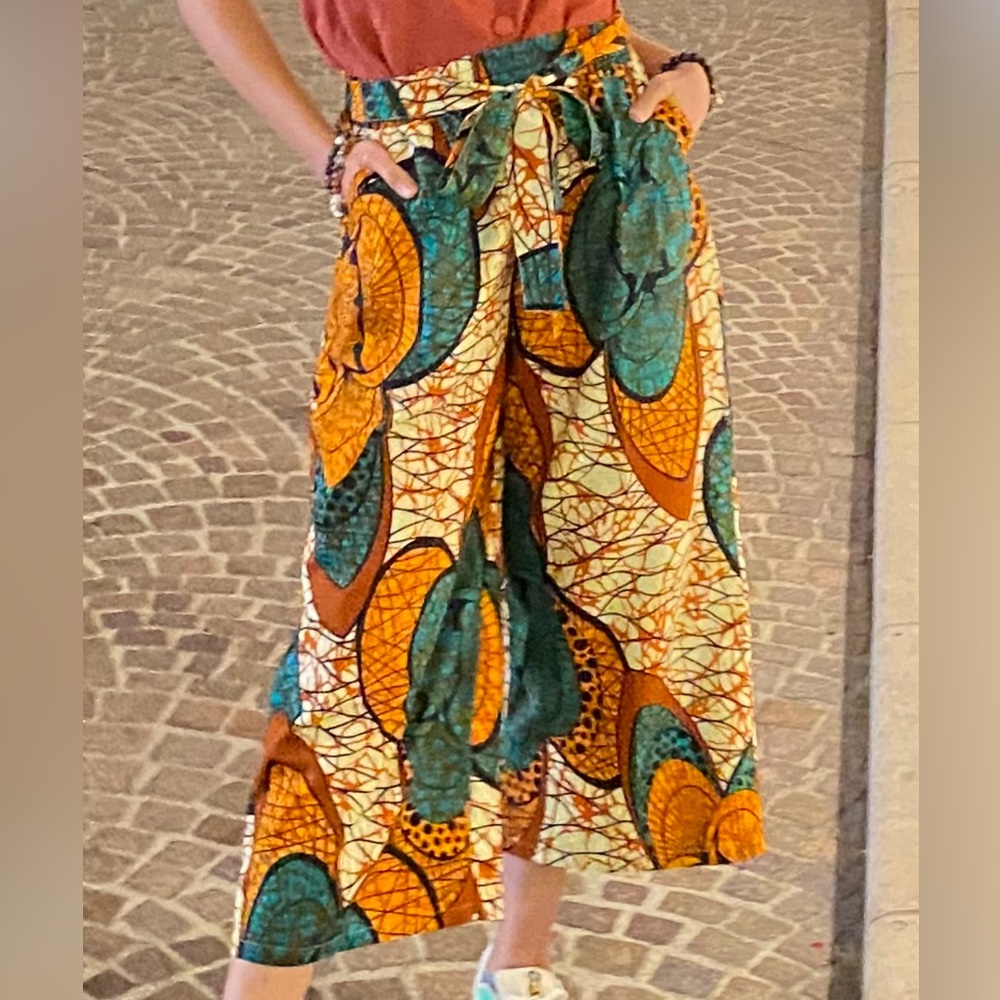 Women’s Abstract Batik Print Crop Culotte Belted Wide Leg Trouser Pant